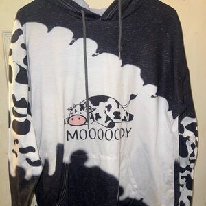 Women’s Black and White Shoes with hoodie